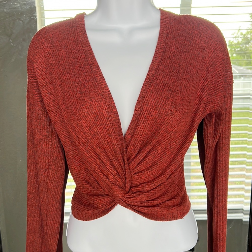 Windsor Knot Front Low Cut Crop top Small